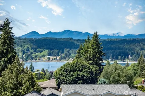 18412 11th Avenue NE Poulsbo WA 98370
