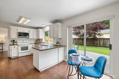 2502 112th Drive NE Lake Stevens WA 98258