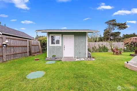 1507 198 Place Long Beach WA 98631