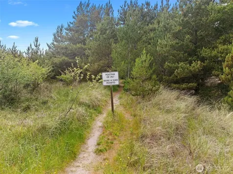 1507 198 Place Long Beach WA 98631