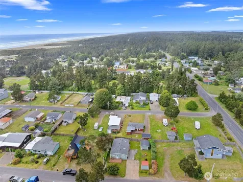 1507 198 Place Long Beach WA 98631