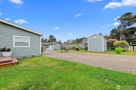 1507 198 Place Long Beach WA 98631