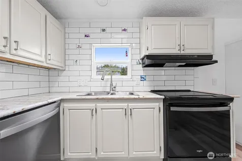 1507 198 Place Long Beach WA 98631