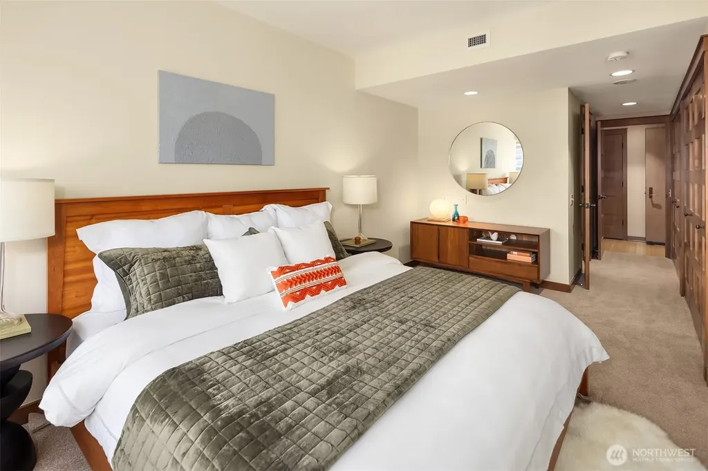 1301 Spring Street Seattle WA 98104