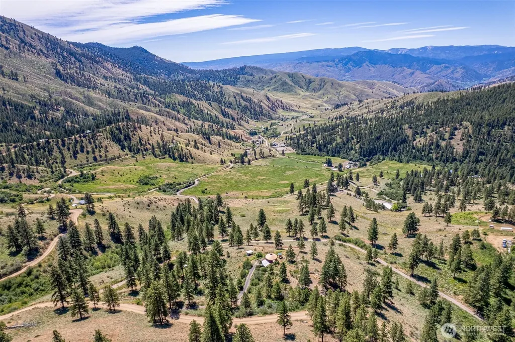 9750 Nahahum Canyon Road Cashmere WA 98815
