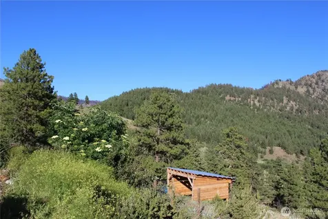 9750 Nahahum Canyon Road Cashmere WA 98815