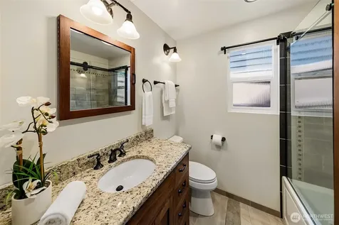 1108 NE 106th Street Seattle WA 98125