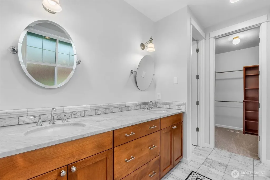 2790 Chambers Bay Drive Steilacoom WA 98388