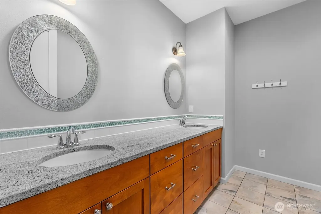 2790 Chambers Bay Drive Steilacoom WA 98388