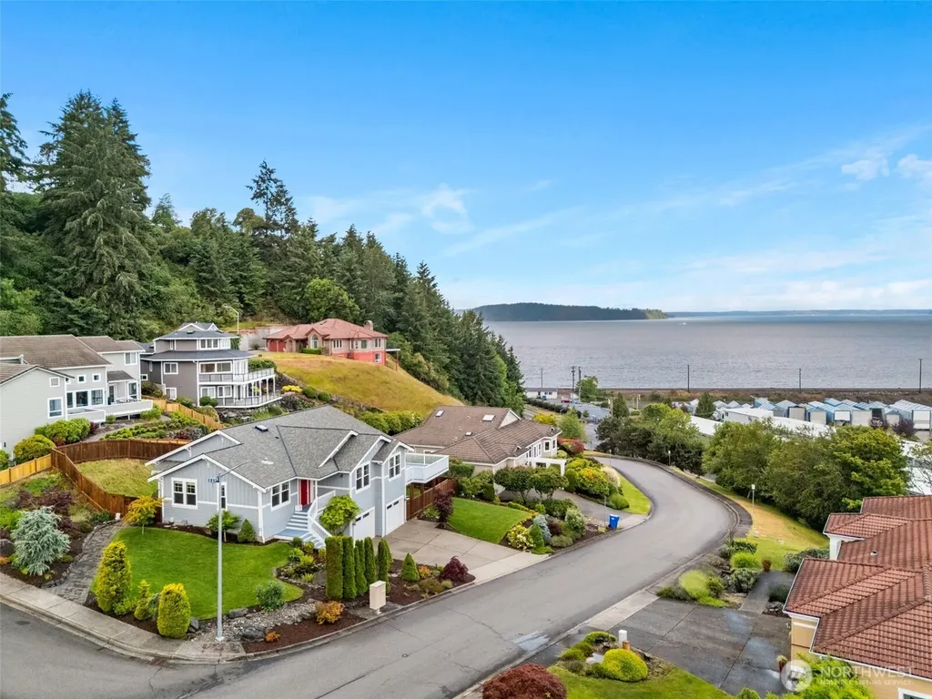 2790 Chambers Bay Drive Steilacoom WA 98388