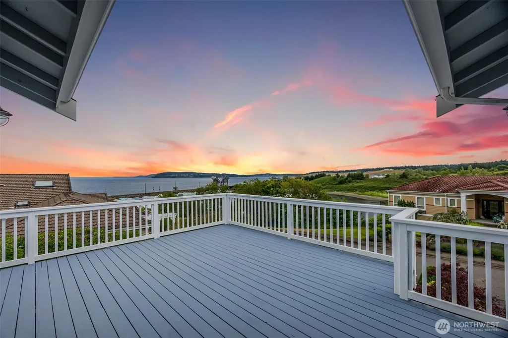 2790 Chambers Bay Drive Steilacoom WA 98388