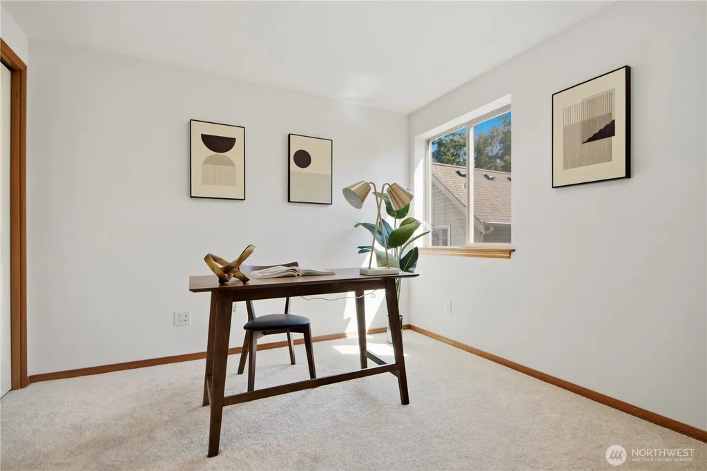 12316 33rd Avenue NE Seattle WA 98125