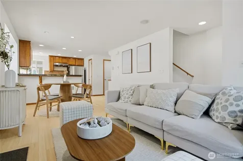 12316 33rd Avenue NE Seattle WA 98125