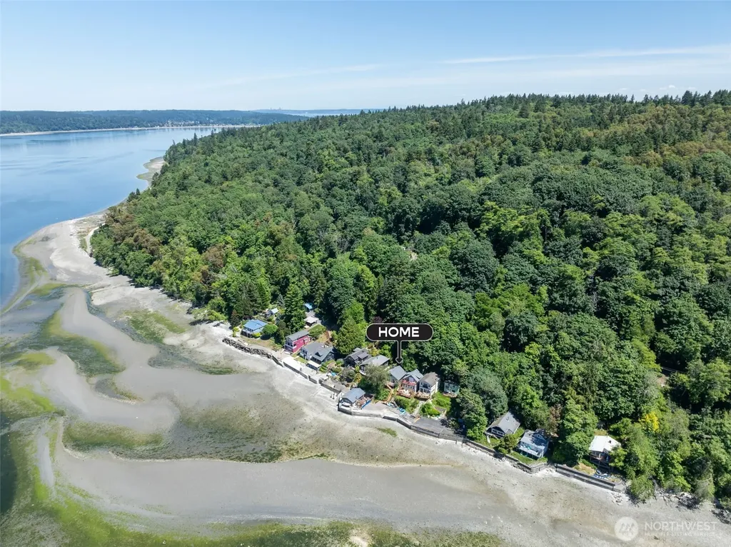 28243 Manzanita Beach Road SW Vashon WA 98070