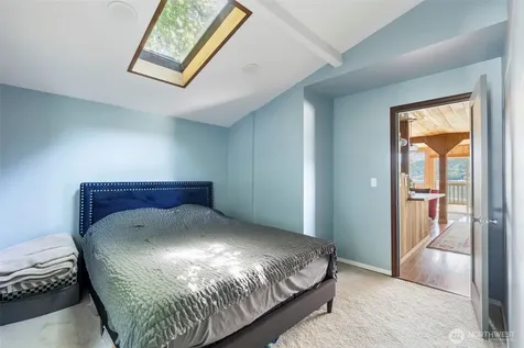 28243 Manzanita Beach Road SW Vashon WA 98070