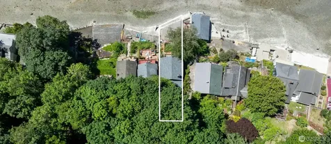 28243 Manzanita Beach Road SW Vashon WA 98070