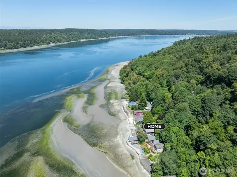28243 Manzanita Beach Road SW Vashon WA 98070