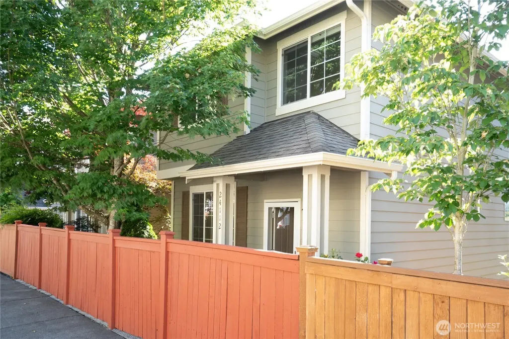 24112 40th Avenue SE Bothell WA 98021
