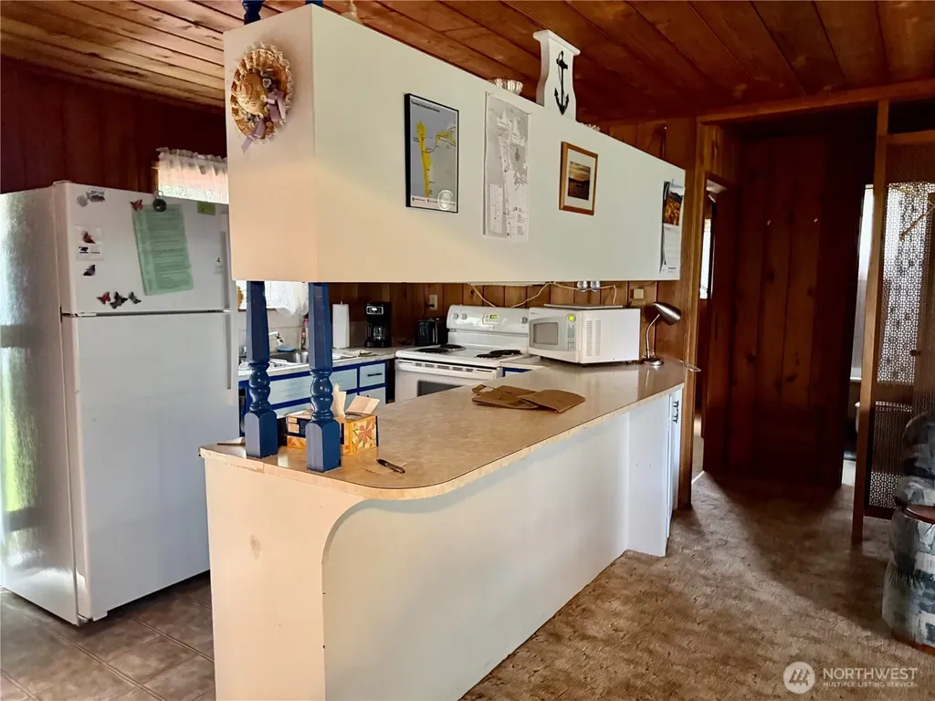 1251 S Ocosta Street S Westport WA 98595