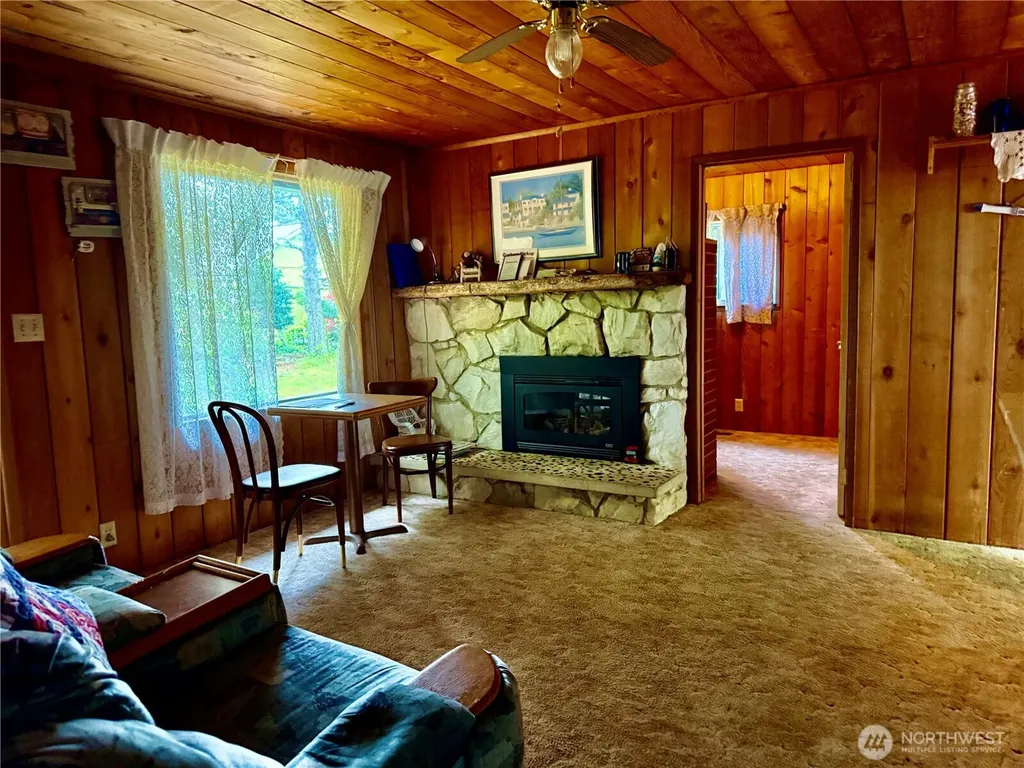 1251 S Ocosta Street S Westport WA 98595