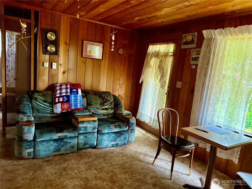 1251 S Ocosta Street S Westport WA 98595
