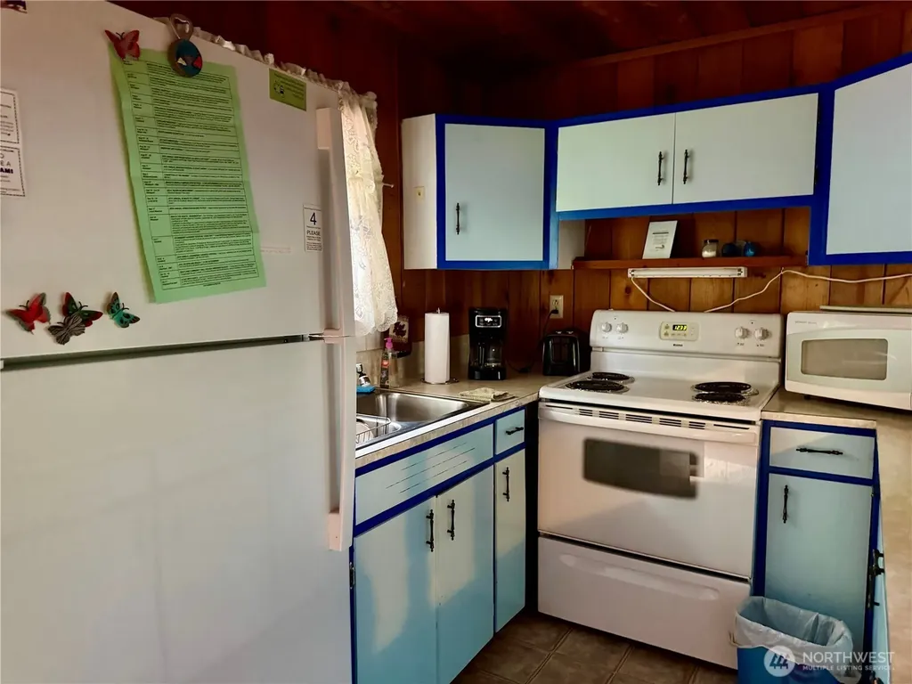 1251 S Ocosta Street S Westport WA 98595