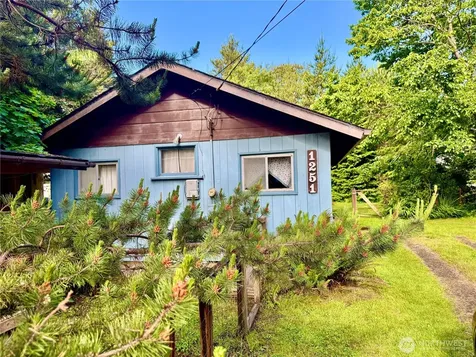 1251 S Ocosta Street S Westport WA 98595