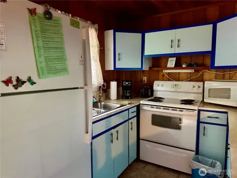1251 S Ocosta Street S Westport WA 98595