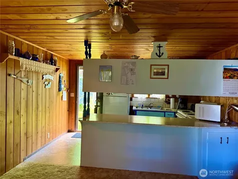 1251 S Ocosta Street S Westport WA 98595