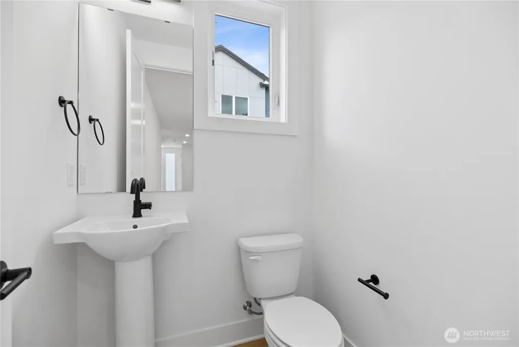 12207 137th Place NE Redmond WA 98052