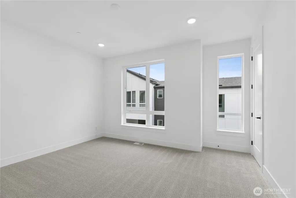 12207 137th Place NE Redmond WA 98052