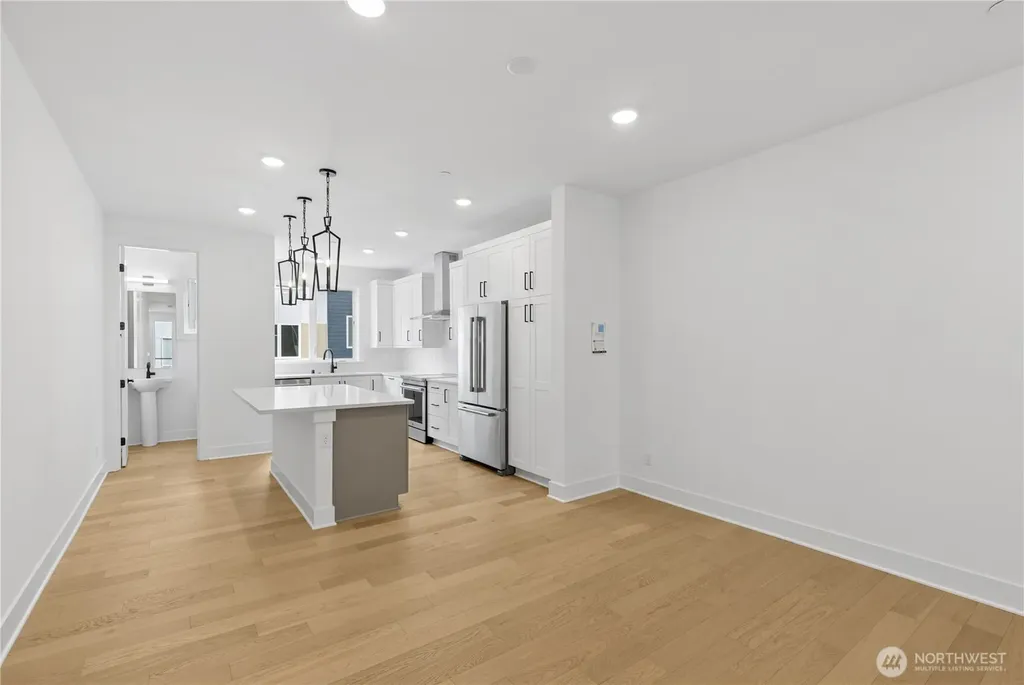 12207 137th Place NE Redmond WA 98052