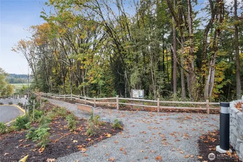 12207 137th Place NE Redmond WA 98052