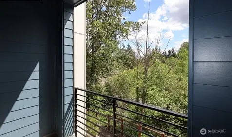 12207 137th Place NE Redmond WA 98052