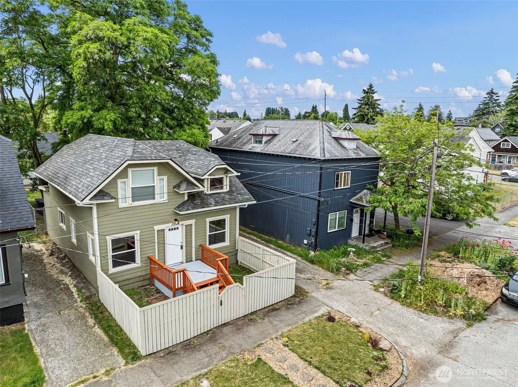 1208 S 14th Street Tacoma WA 98405