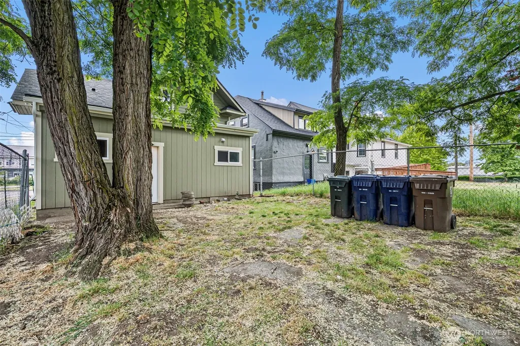 1208 S 14th Street Tacoma WA 98405