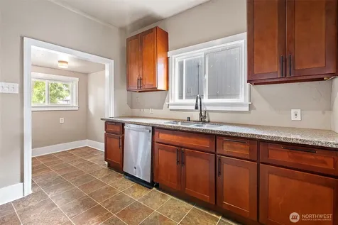 1208 S 14th Street Tacoma WA 98405