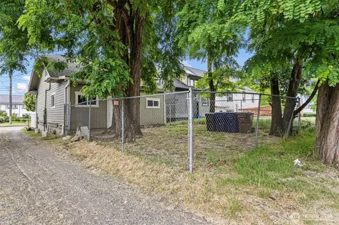 1208 S 14th Street Tacoma WA 98405