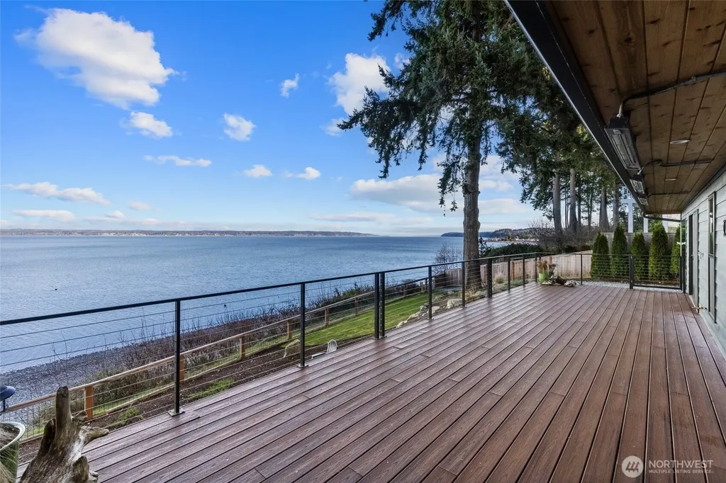 1067 Cavalero Road Camano Island WA 98282