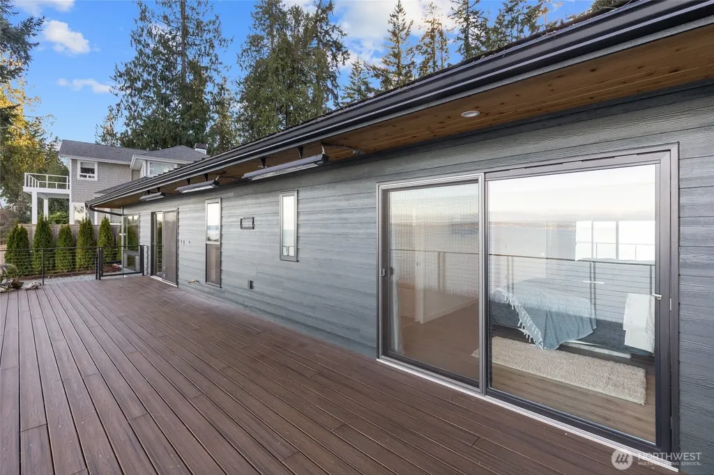 1067 Cavalero Road Camano Island WA 98282
