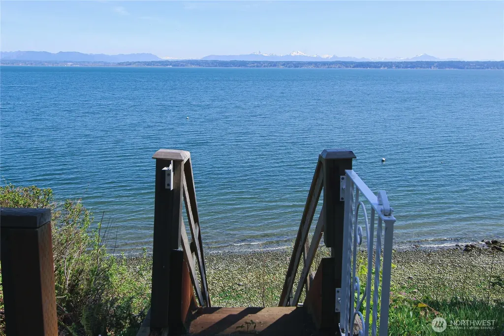 1067 Cavalero Road Camano Island WA 98282