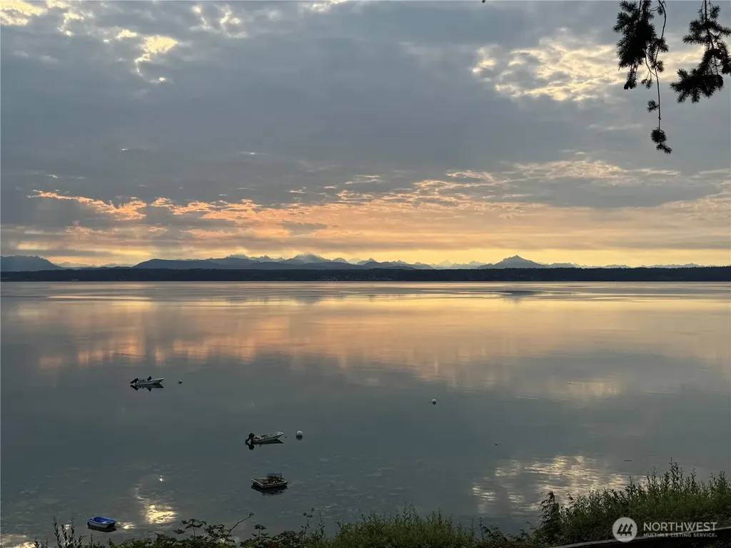 1067 Cavalero Road Camano Island WA 98282