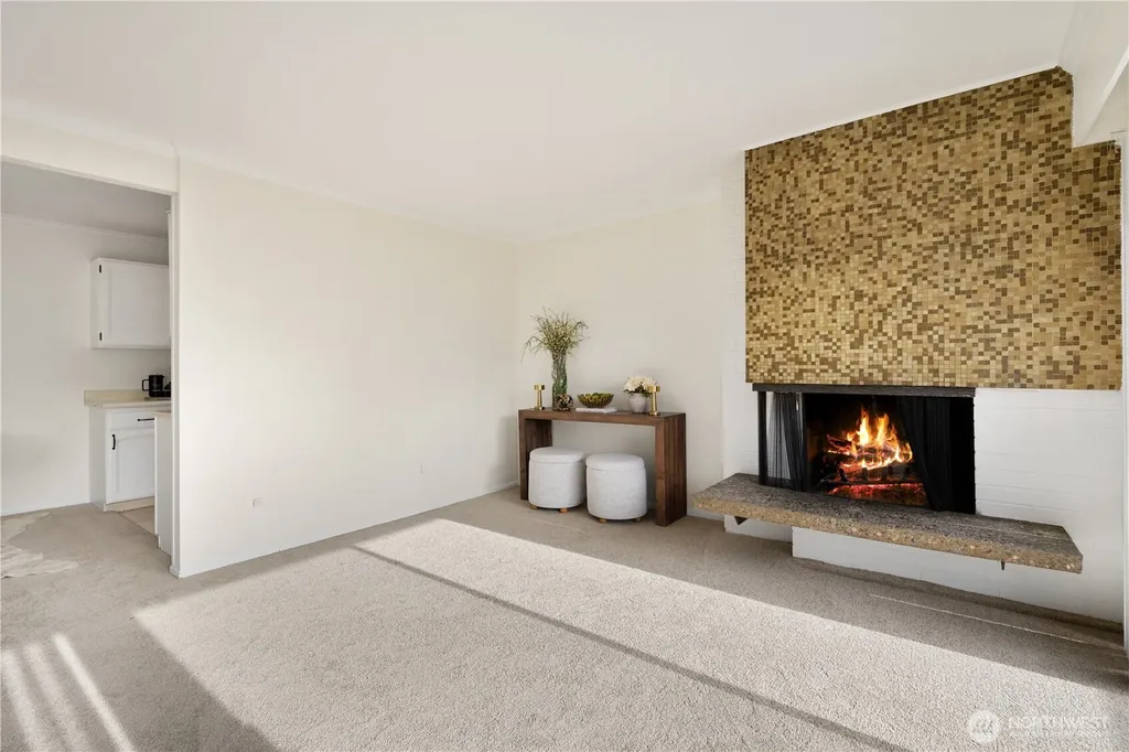 2500 81st Avenue SE Mercer Island WA 98040