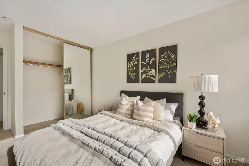 2500 81st Avenue SE Mercer Island WA 98040