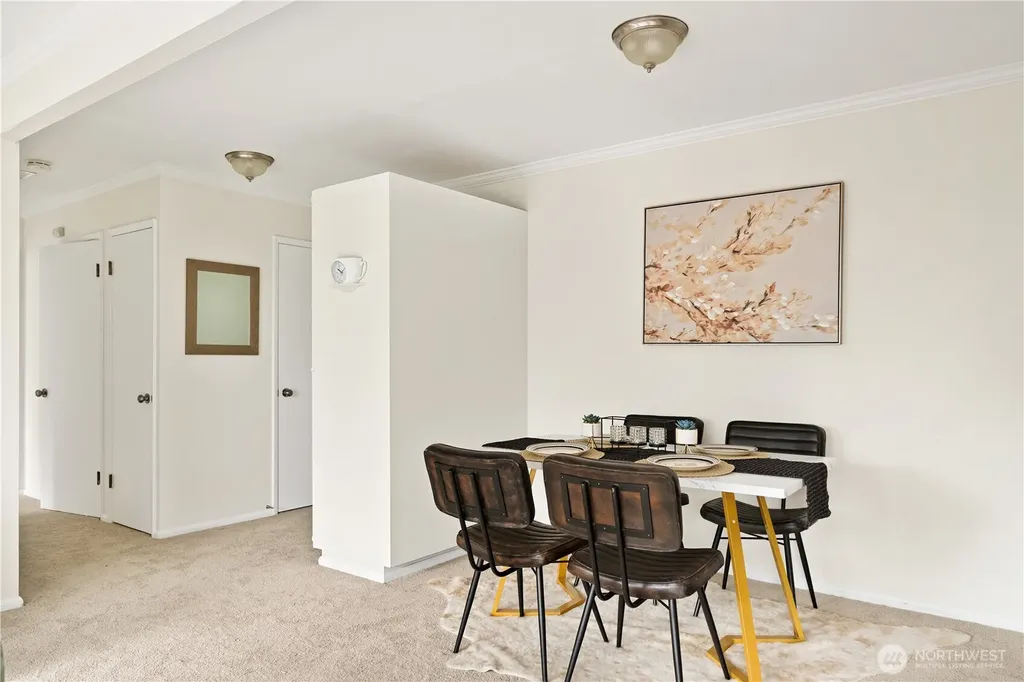 2500 81st Avenue SE Mercer Island WA 98040
