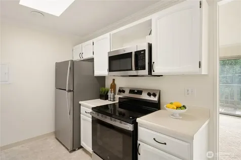 2500 81st Avenue SE Mercer Island WA 98040