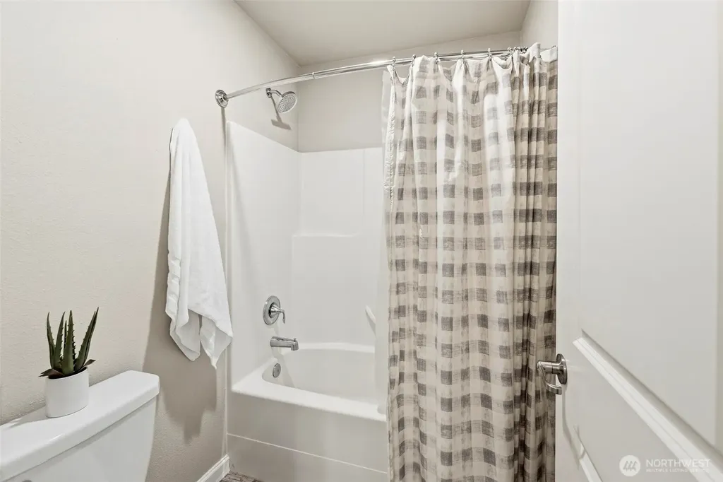 2224 97th Avenue Ct E Edgewood WA 98371