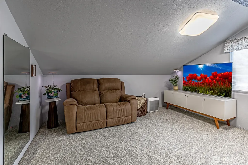 29902 2nd Place SW Federal Way WA 98023
