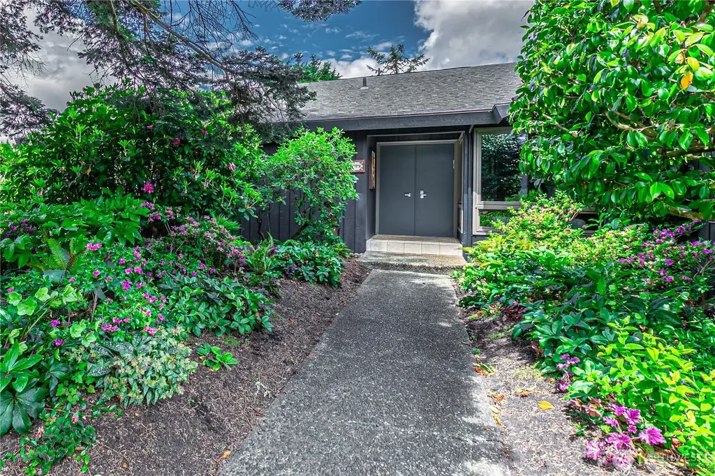 29902 2nd Place SW Federal Way WA 98023