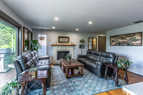29902 2nd Place SW Federal Way WA 98023